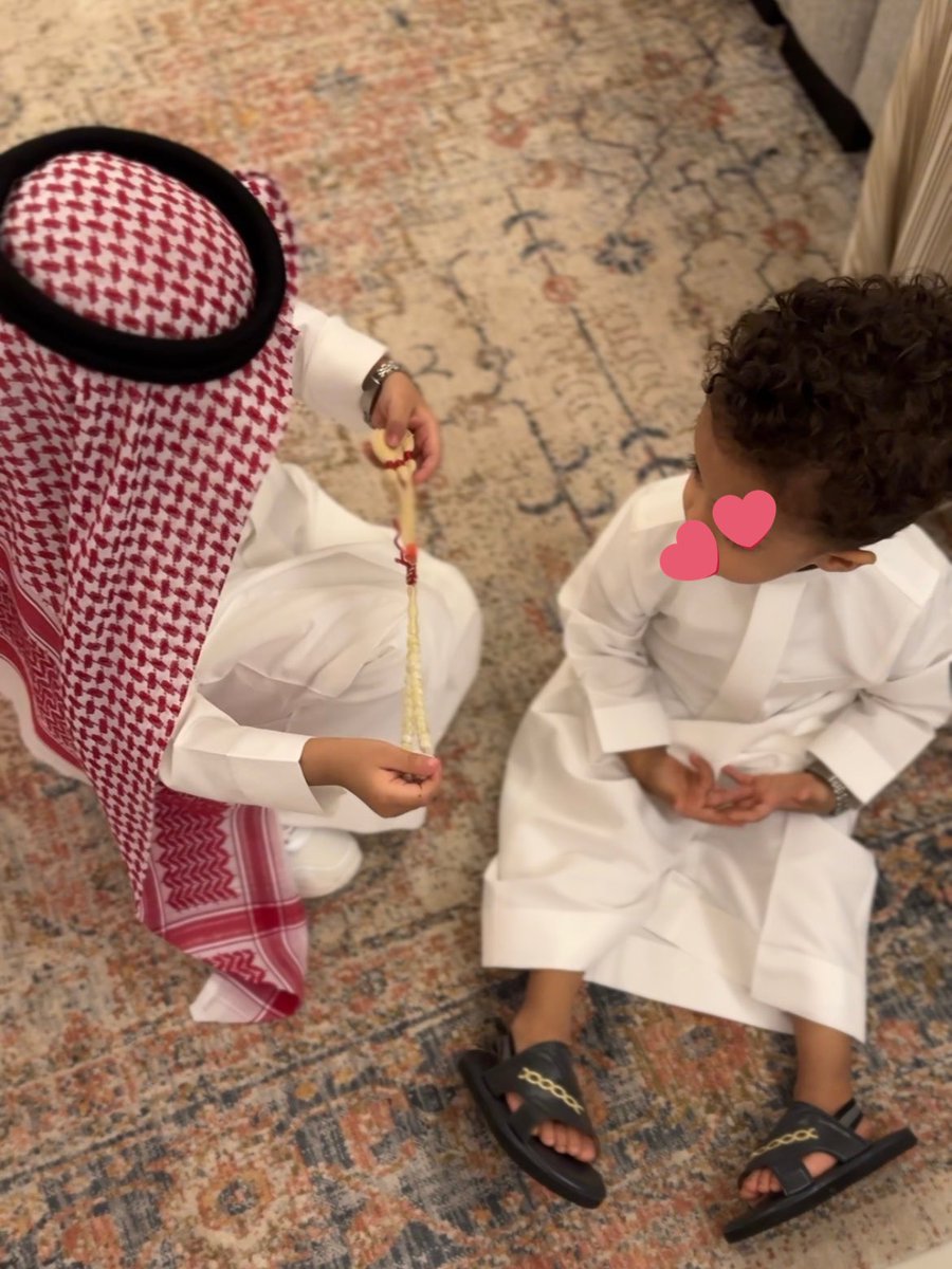 2iijd's tweet photo. Happy Eid 💫 https://t.co/MCKsaAQU9W