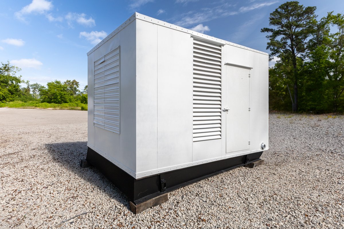Let's spend another day in Florida! This is a Kohler 450 kW diesel offering 277/480 voltage and a double-wall 112-gallon fuel tank. Listing: ow.ly/hz2v50R8F2k. Call (866) 518-1240 for a quote.

#KohlerPower #GeneratorSales #Florida #StandbyGenerator