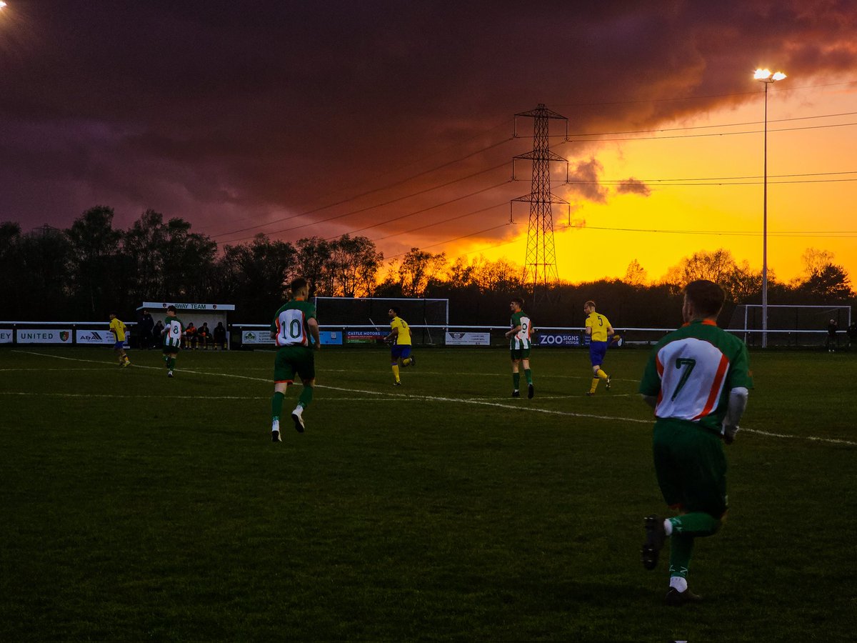 Lovely night & a decent game @YateleyUtdFC last night. Nice ground, I will be back soon!
