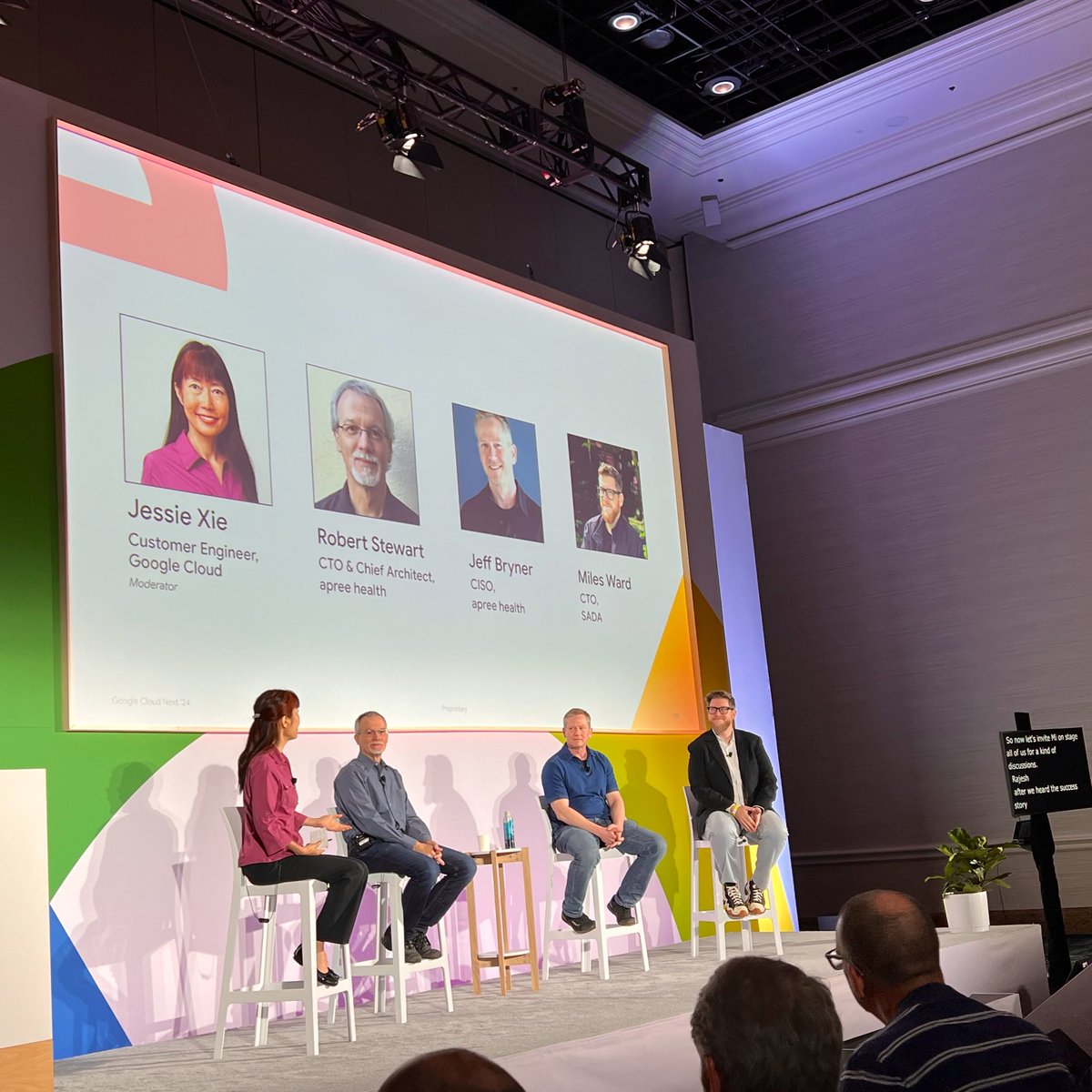 The insights continue through Day 2 at #GoogleCloudNext. Onstage now — Our friends from @apreehealth & @googlecloud join SADA CTO @milesward to discuss why the benefits of migrating from #datacenters to the #cloud outweigh the challenges. Not at the event? Visit our website to…