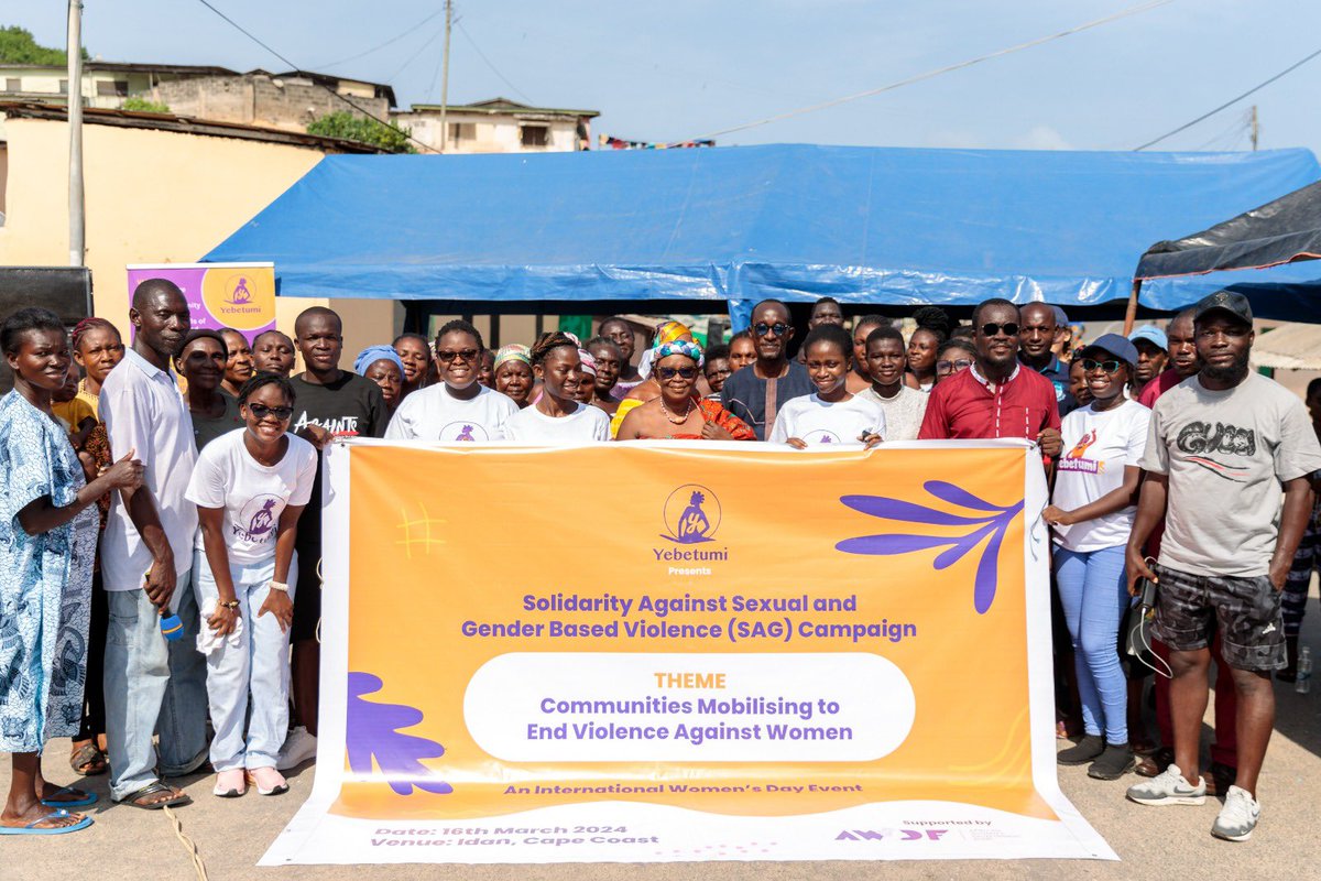 Through our interactive theatre methodology, we facilitated a community dialogue with opinion leaders and community members to #EndViolenceAgainstWomen in the fishing community of Idan, Cape Coast in the Central Region. #IWD2024 #EndSGBV #InvestInWomen #InspireInclusion (2/2)