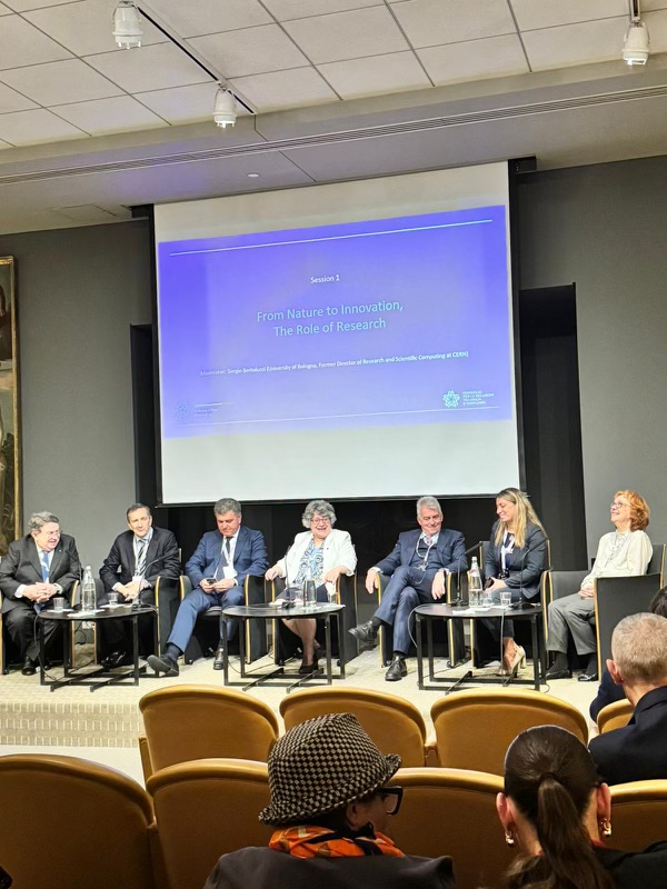 sqmscenter's tweet photo. Thanks @ItalyinUS for hosting today's panel "From Nature to Innovation: The Role of Research" - part of the 2024 Annual Workshop of The Council for United States and Italy. @LiaMerminga &amp; @GrassellinoSRF highlighted strategic projects &amp; areas of collaboration including #QIS 🇺🇸🇮🇹 https://t.co/F8xcfopBdj