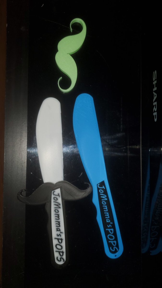 asashii29's tweet photo. Very happy to have been apart of the #mustacheclub from @JoMomma29. Just found out the mustache glows! These just came today. I been wanting one for awhile now. These are so helpful when opening funkos. Leaves no creases and it's so satisfying. Thanks again! https://t.co/gdXEIB13ue