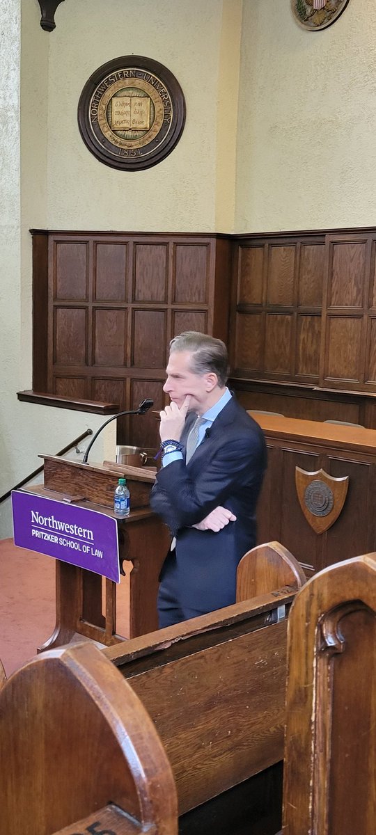 Prof. Noah Feldman giving a superb Lincoln lecture at @NorthwesternLaw on morality & necessity in Emancipation. @NoahRFeldman @Harvard_Law