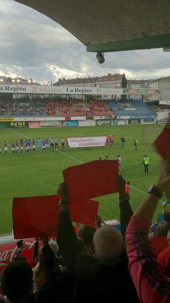 xhiquilita's tweet photo. #dezanos 10 Abril 2014 💙❤️ @UDOurense2014 @CD_Ourense https://t.co/wBUdKKrlv1