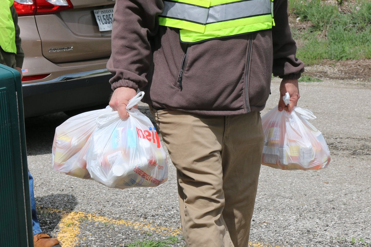 Collect your old electronic clutter — broken cell phones, power cords, PC parts & more! Bring it all to our spring Power Recycling Day on Sat, April 13 & our friends from @TRecyclers will dispose of your e-waste in an eco-friendly way. More Info → bit.ly/2yWsORu