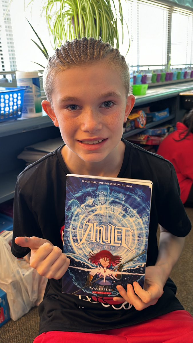 @boltcity Two of my 5th graders finished the series. One of my boys is actually crying. He doesn’t want it to end! #need10