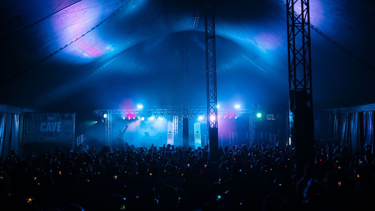 Which 2000trees 2024 band should have their OWN channel all weekend long at the Silent Disco?? 🎧 📸 Gareth Bull