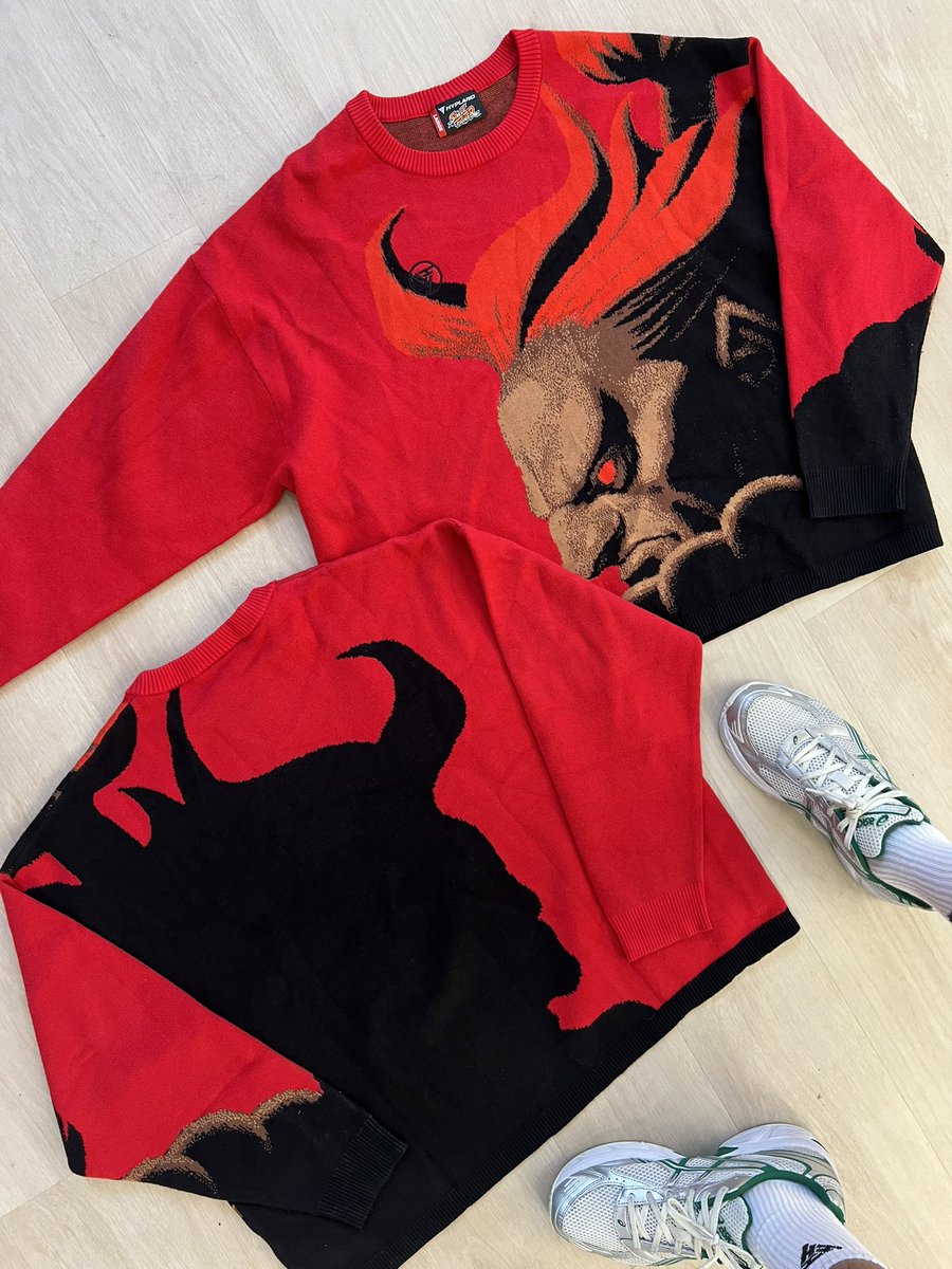 AKUMA KNIT SWEATER