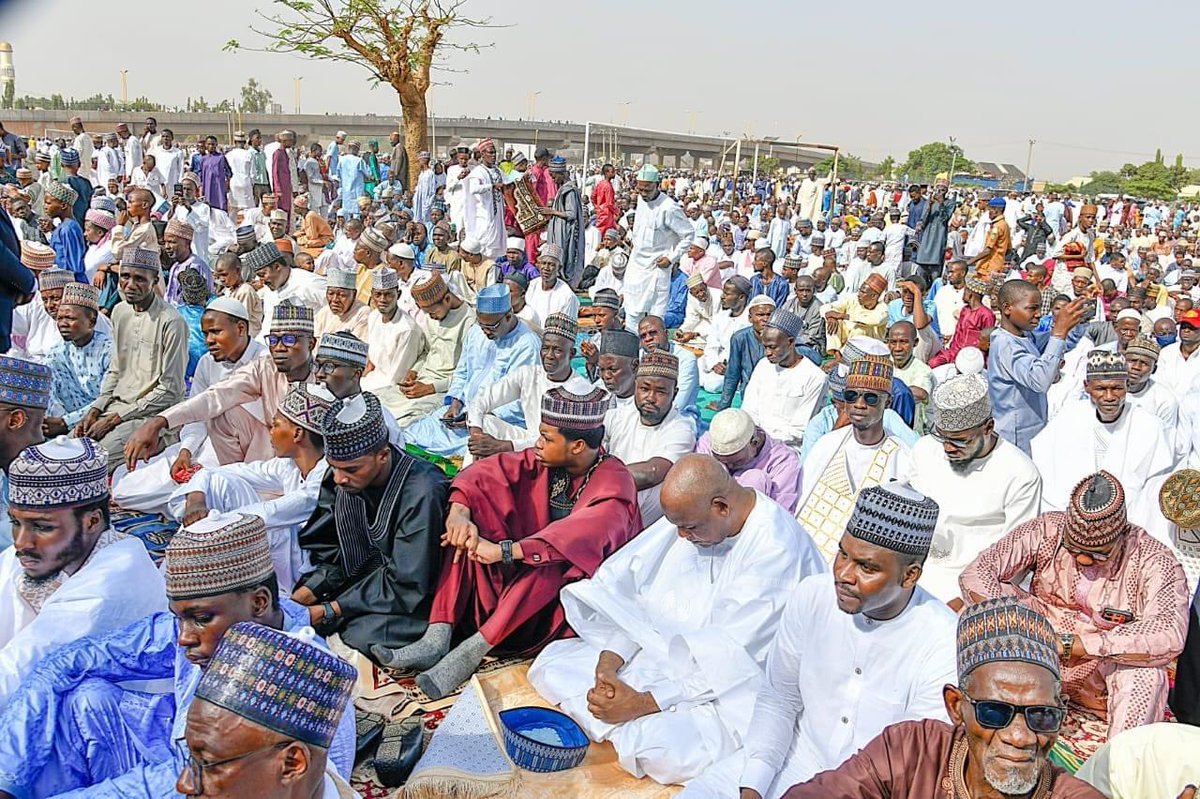 Deputy Governor Her Excellency Dr Hadiza Sabuwa Balarabe @DrHadiza today joined other Muslims to observe the Eid Prayer at Sultan Bello Eid Ground.