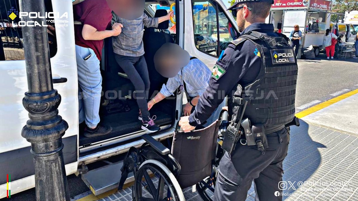 Durante la mañana, nuestros agentes han estado 'recaudando' #Humanidad mostrando el lado cercano de nuestra @PoliciaLocalcc en diferentes servicios.
Porque cuando realmente se nos necesita, ahí está nuestra mano🤚🏽 que en ocasiones es lo único que se requiere.
#PoliciaCastilleja