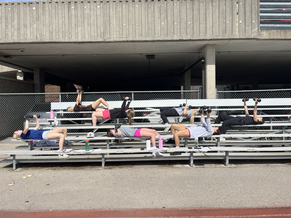 South Dance tweet media