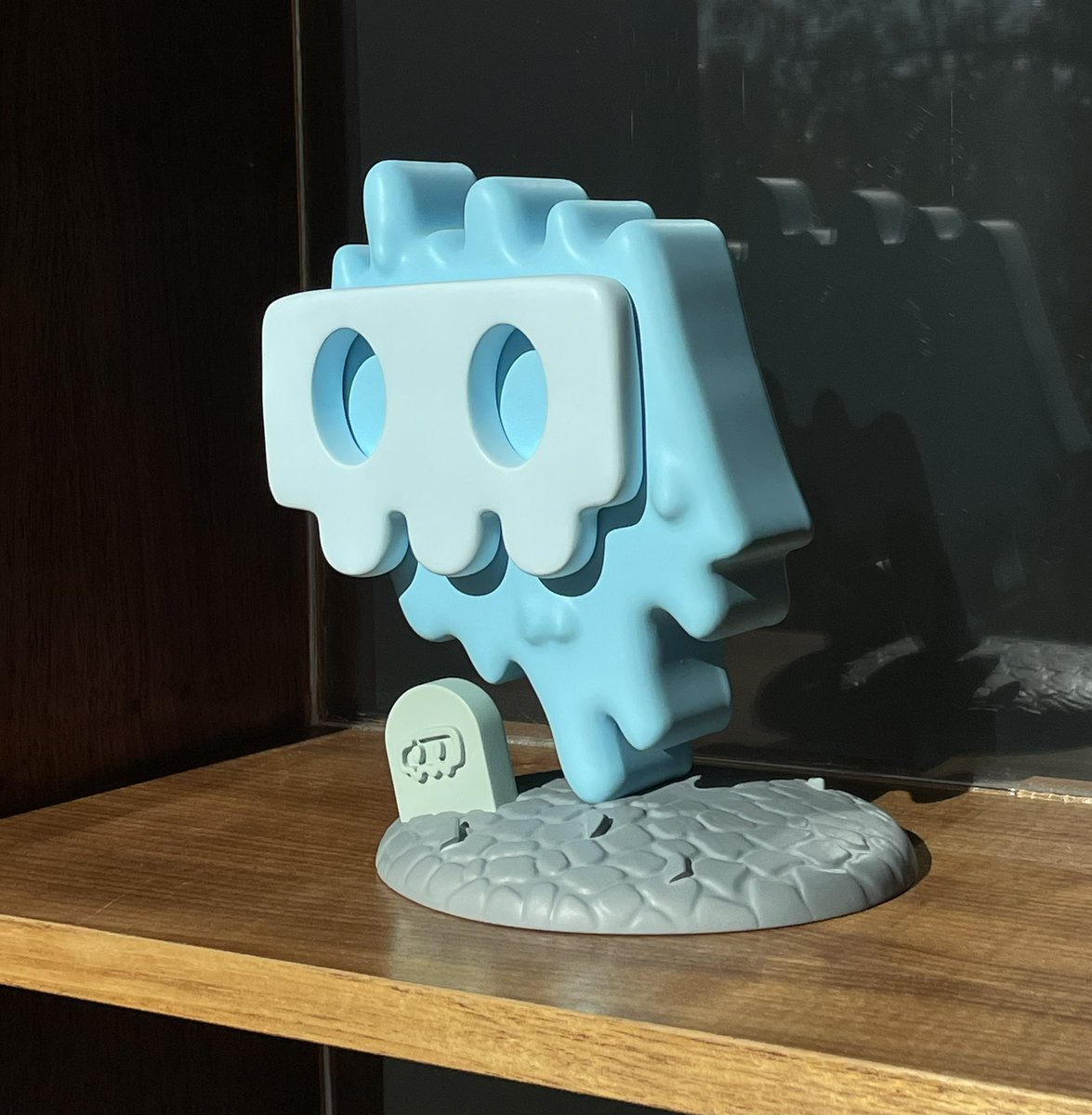 anyone out there looking to have premium quality designer toys made? If so, hit me up! I’ve been working with the most kick butt team in the space and would love to connect