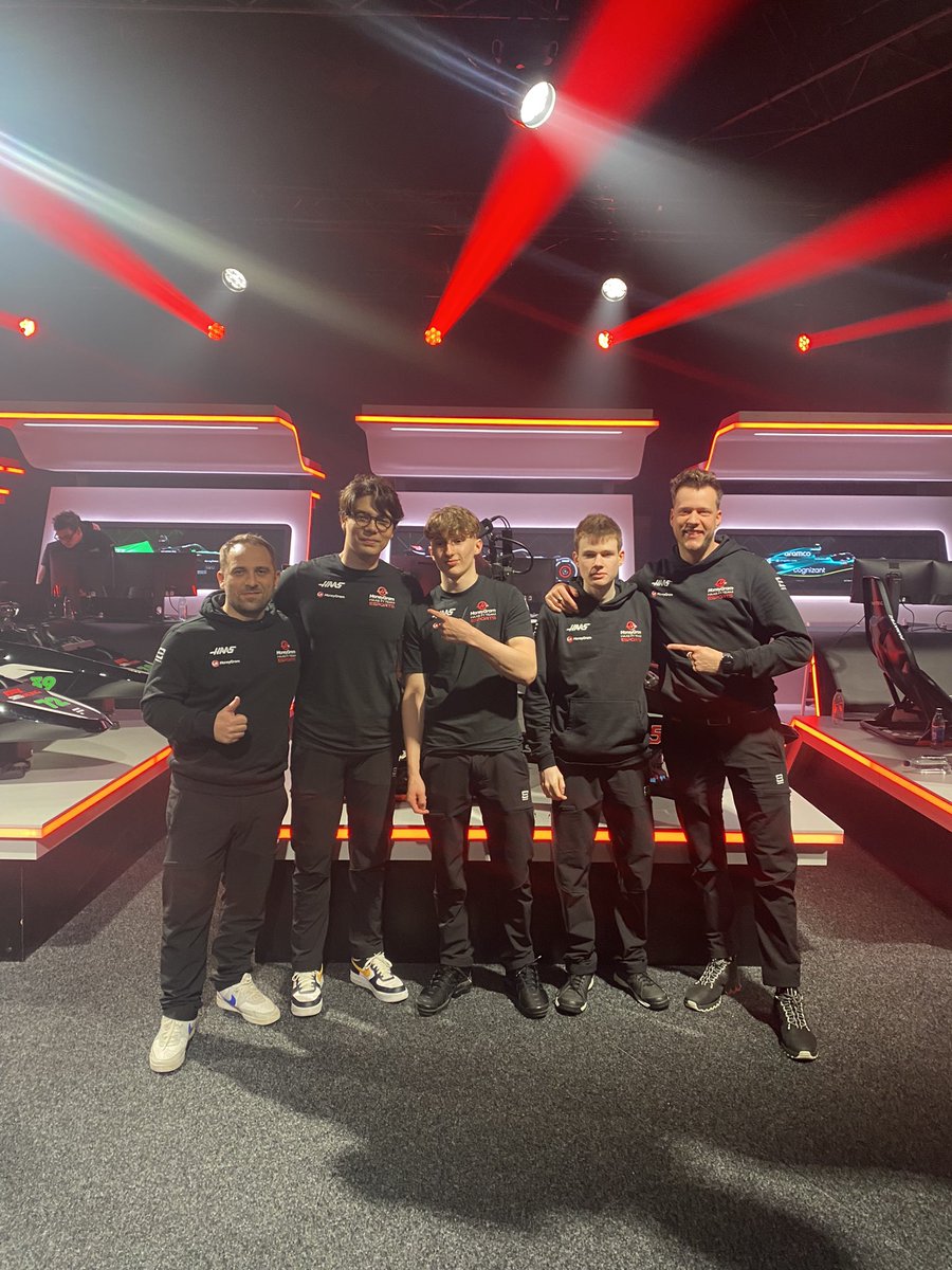 F1 Sim Racing Race Winner Team 🏆 @F1Esports