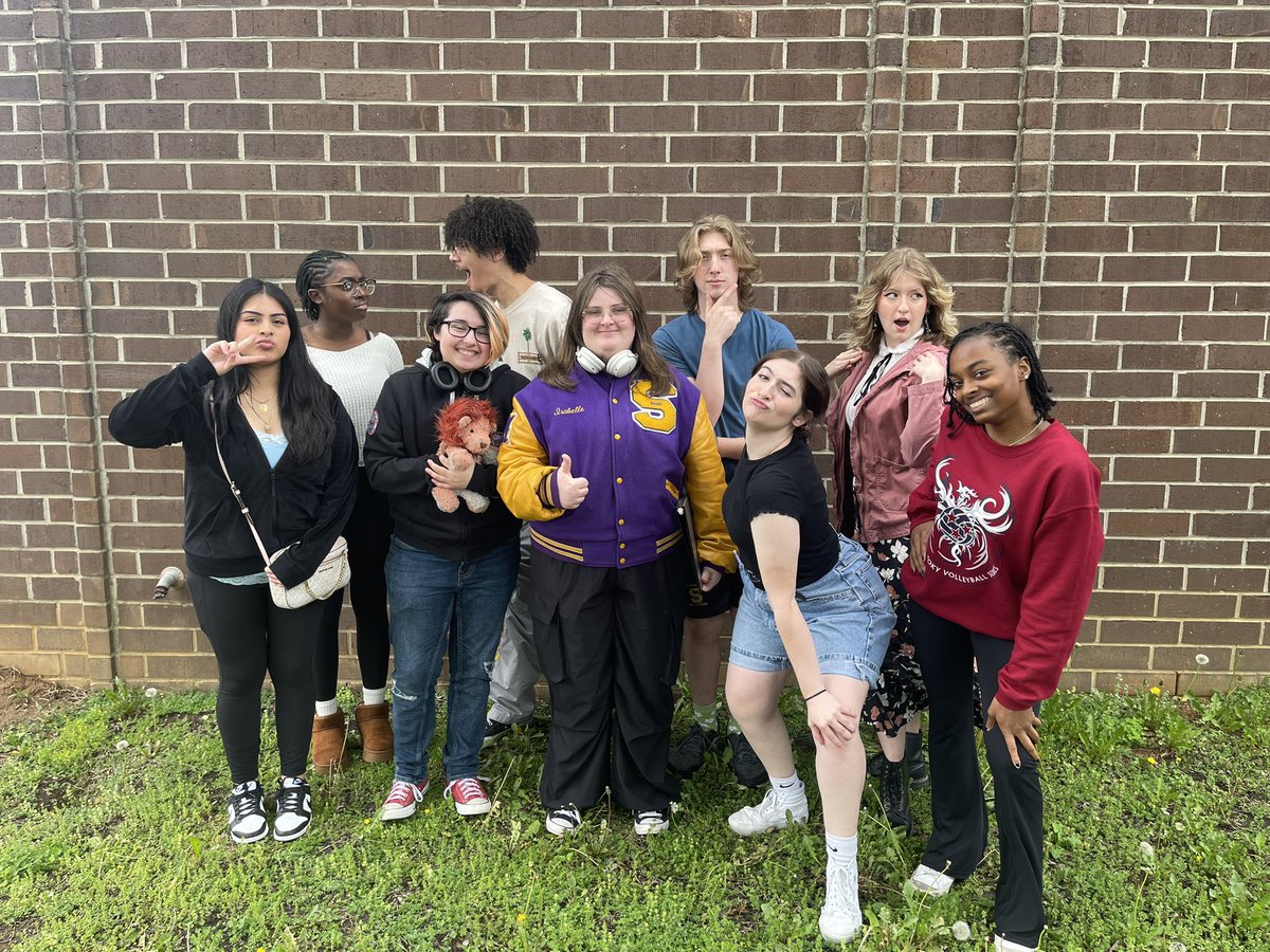 These 9 (!!) musicians are ready to represent @SmyrnaBulldog at the TNMEA All-State Honor Choirs and Band! We are so excited for their hard work to be celebrated this weekend! 💜💛 #onlyoneshs @RCSArts