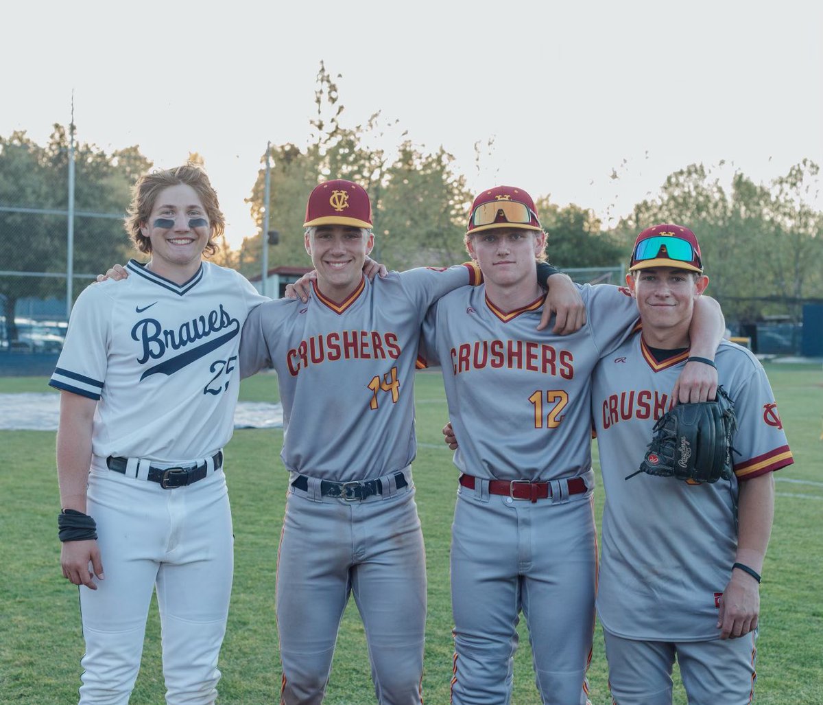 707BC9's tweet image. Enjoyed seeing these @707BC9 teammates yesterday 

@Ianferandez14 @dariojfreschi1 @MilesTenscher @everet_johnson