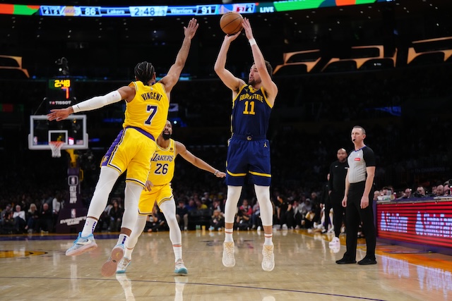 Darvin Ham felt the #Lakers executed their game plan against the Warriors but they made his team pay with their 3-point shooting. lakersnation.com/darvin-ham-bel…