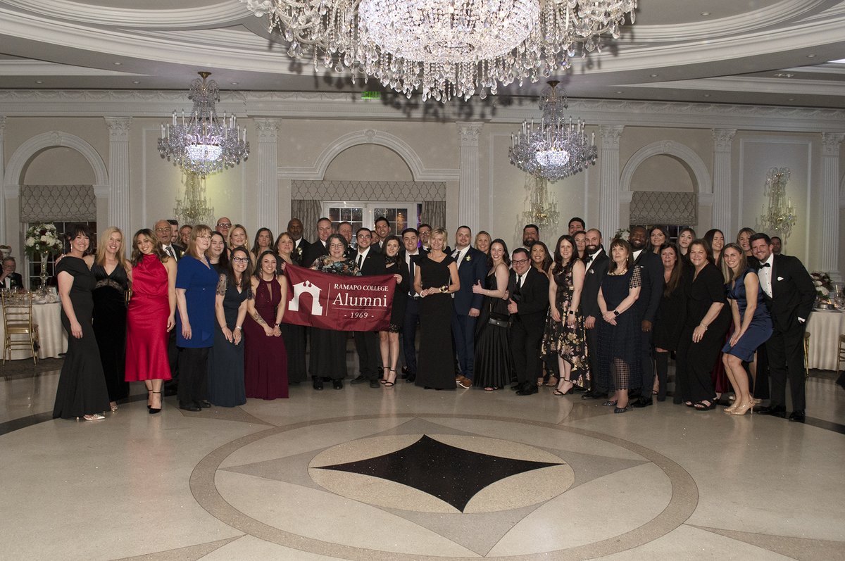 What a great time at last week's Distinguished Citizens Gala! Thank you to all of the #alumni who were able to come out and support the event and our students. We hope to see even more at next year's Gala!💃🕺