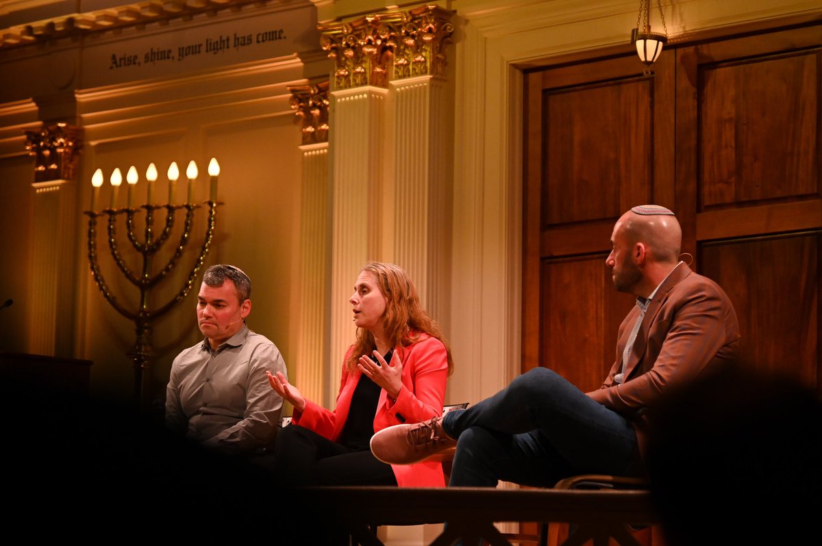 Powerful and open conversation Sunday about Liberal Judaism and Israel/Palestine, Zionism, antisemitism and the conflation of Judaism with the State of Israel. @PeterBeinart, @rabbijilljacobs, and @mkoplow hosted by @SixthandI and moderated by Senior Rabbi Aaron Potek. My photos