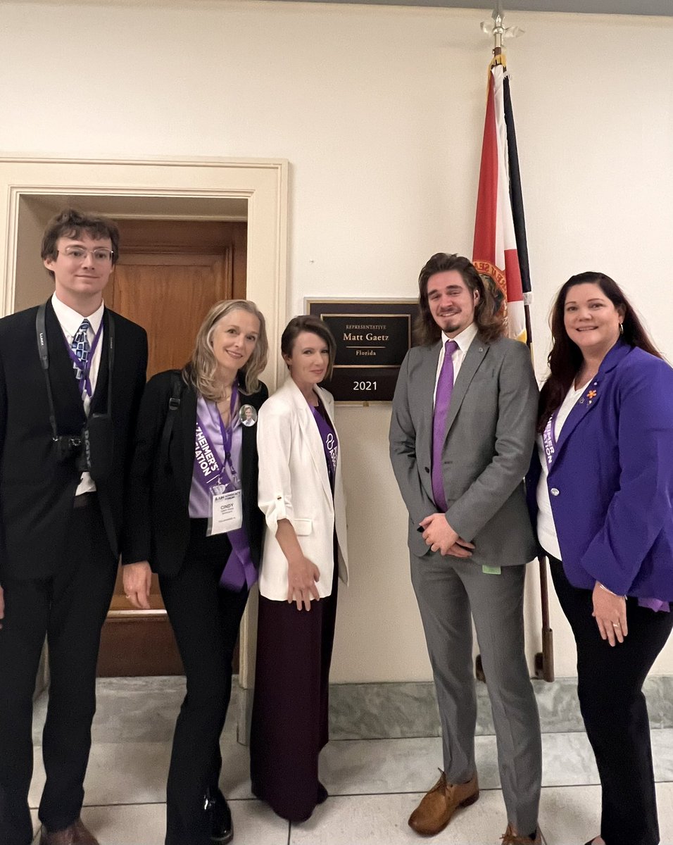Thank you to Sam from the office of @RepMattGaetz for taking the time to meet with us to discuss this year’s Alzheimer’s bipartisan legislative priorities. Rep. Gaetz we need your help to support Floridians living with Alzheimer’s. Please support NAPA, BOLD, AAIA & AADAPT 💜