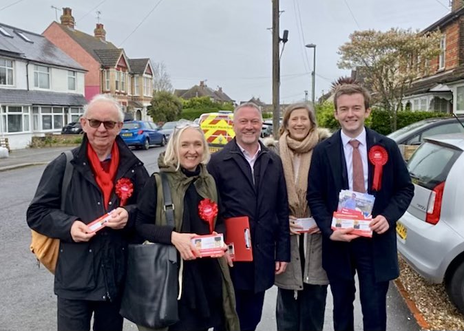Out in St Mary’s this afternoon with Steve Reed, shadow Secretary of State for the Environment. Earlier Steve, Labour parliamentary candidates @tomrutland (E Worthing and Shoreham) and @BeccyCooper4Lab (West Worthing) heard from local residents about sewage in our streets and sea