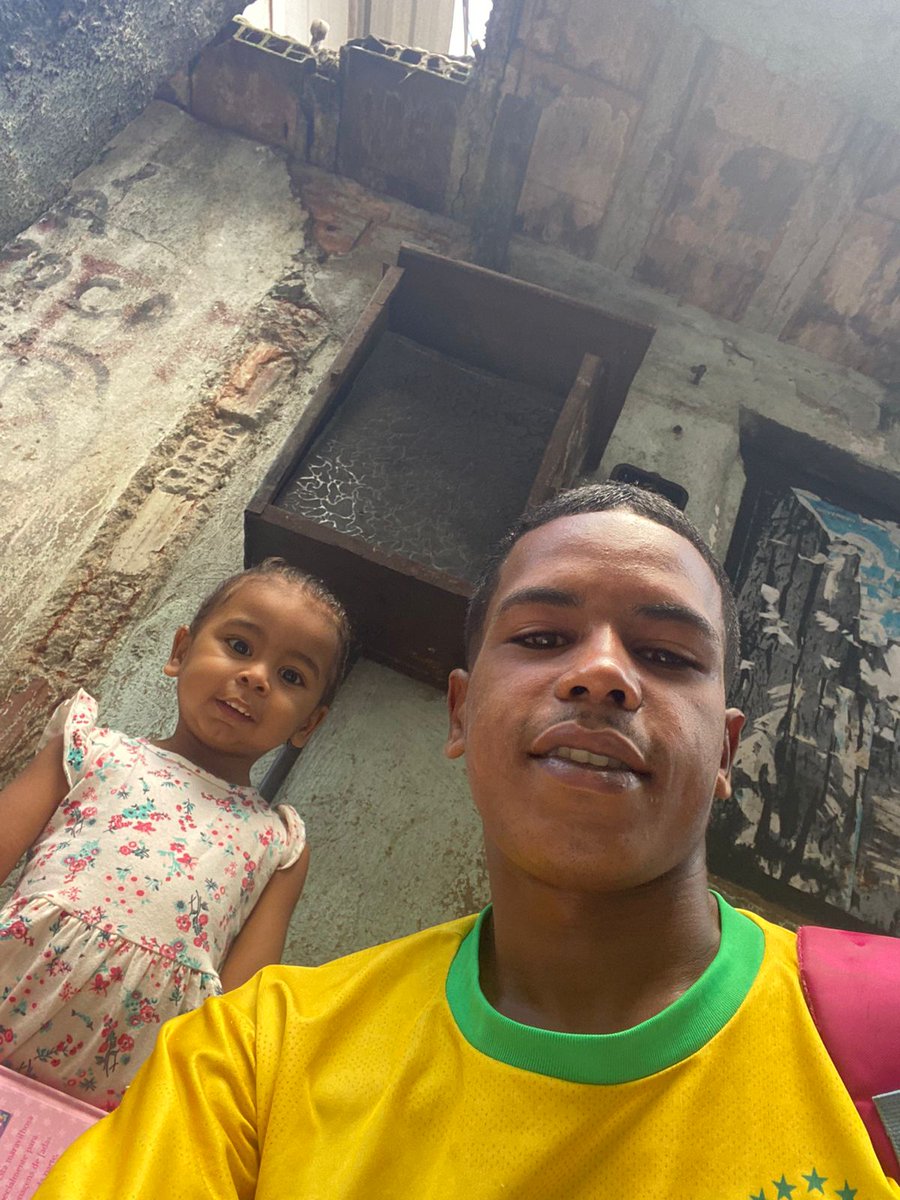 Eternopai557's tweet photo. Filha te Amoo Pá sempre, Como nunca Te Esquecerei Papai Te Amaaa, e Tô Com Muita Saudade
Ta Sendo Tão Difícil Papai ta destruido, Essa Dor é Muito Forte
Te amoooo pá sempre😭😭😭😭😭😭😭😭😭💔🥀 https://t.co/dpFoc4AVGE