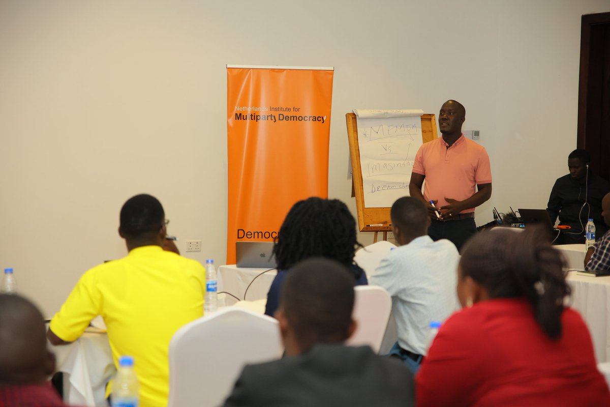 Day 3 of Uganda Democracy Academy @NimdUganda Dr. Rwengabo enlightened us about Political Theory & Social Contract. It was interesting seeing the young leaders debate relatively. This session was so revealing to the aspiring leaders. Thank you @PrimusBahiigi for the initiative