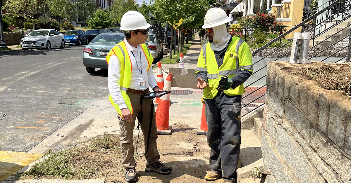 #SafeDiggingMonth each April is a great reminder to #Call811 before starting any digging projects, but our pipeline safety team makes the safety of our gas pipelines their top priority every day. See how we’re protecting District residents and businesses. dcpsc.org/Utility-Inform…