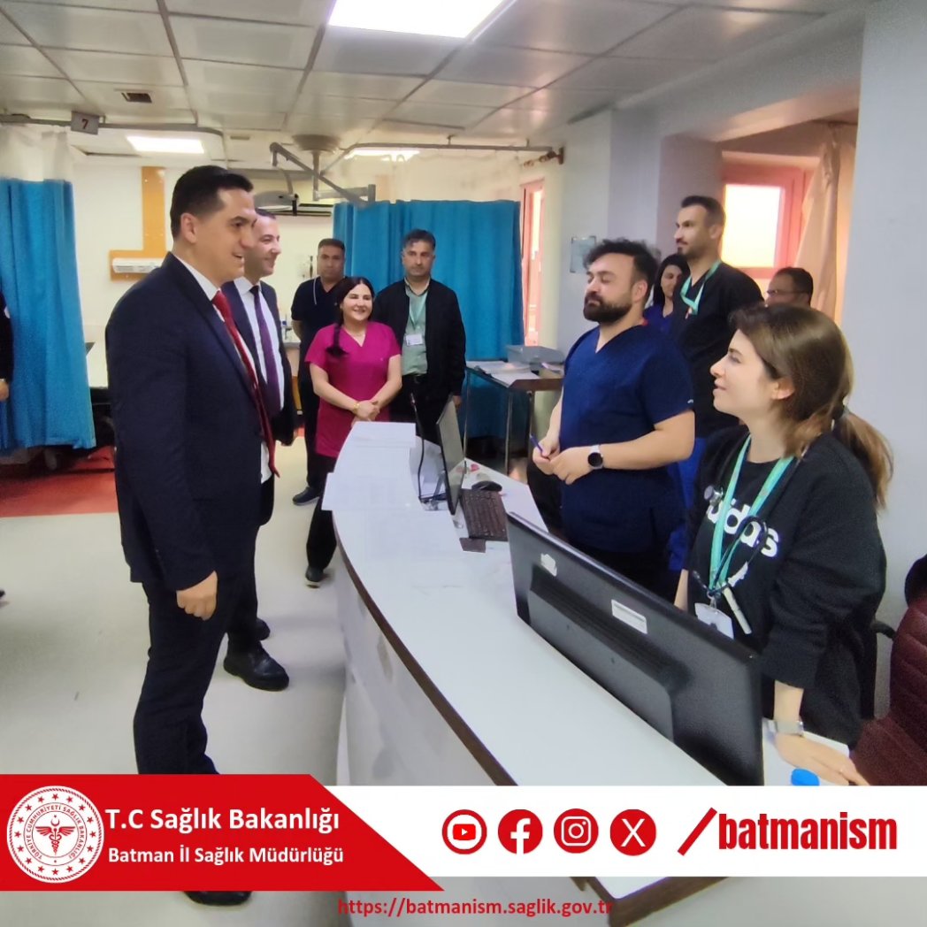 📍Batman Eğitim ve Araştırma Hastanesi İl Sağlık Müdürümüz Uzm.Dr.Semih CANPOLAT Ramazan Bayramı münasebetiyle Batman Eğitim ve Araştırma Hastanesini ziyaret etti. @uz_canpolat