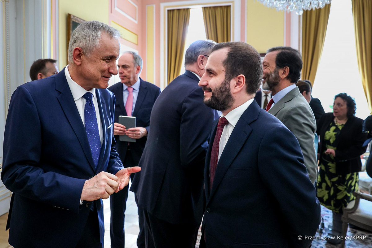 Yesterday I had a pleasure to take part in a meeting with the ambassadors of EU member states to Poland and discuss President’s @AndrzejDuda priorities in foreign policy. Thank you @BelgiumInWarsaw for organising this event!