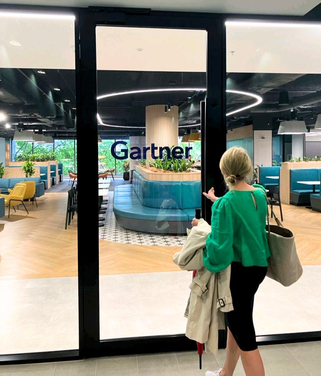 Open doors to a world of opportunities, learning and infinite success. 

Thinking about joining us at #LifeAtGartner? Apply now: gtnr.it/43O5q6S

#Careers