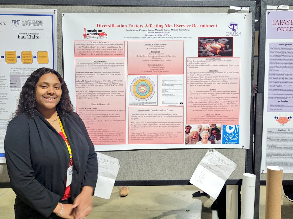 realsocialwork's tweet image. Last day of @CURinAction NCUR Conference. @TarletonState @TarletonSOCW senior Savannah presented her last poster. Next up MSW and submit for publication to undergrad research journal. #BleedPurple #ResearchIsFun