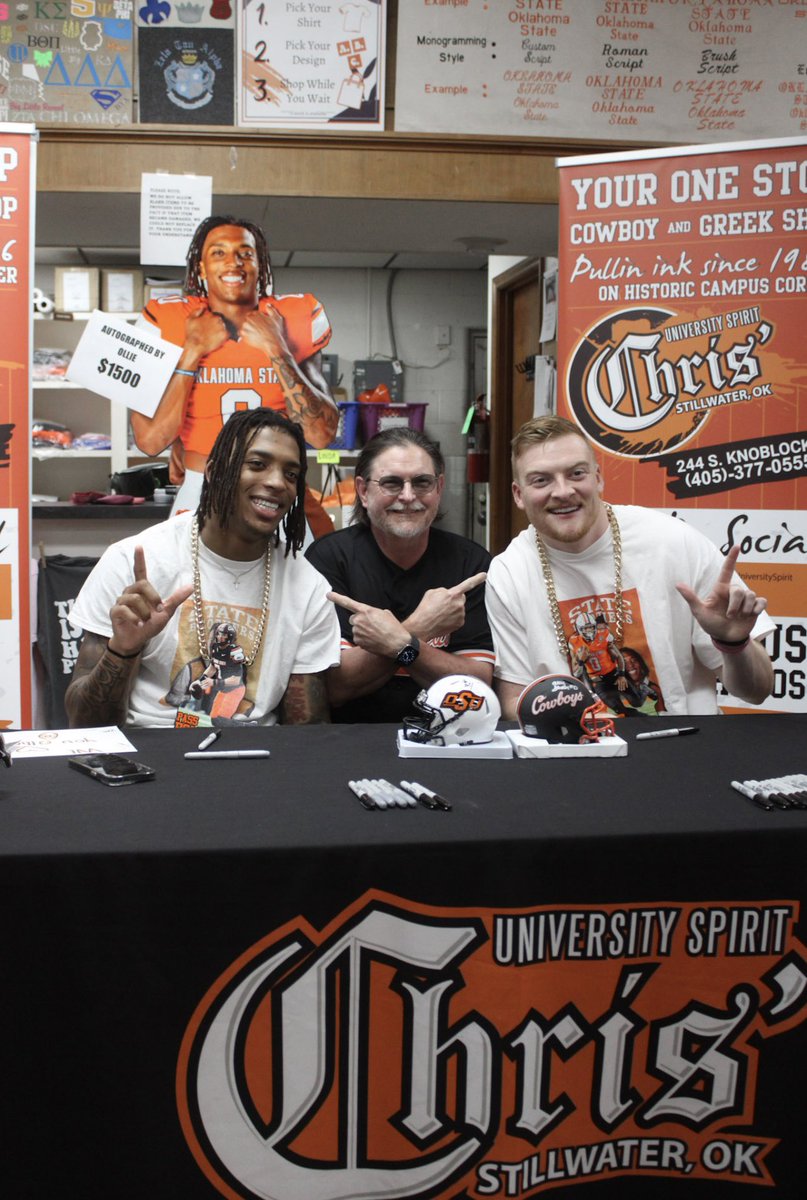 Big Shout out to our Guys @Ollie_Gordon2 and @alanbowman_ for stopping by Chris’ University Spirt Store for our second successful signing event! Thank you to everyone who showed out! And Go Pokes!! #okstate #Brandsquad #OllieGordon #AlanBowman #OSUFB #GoPokes #NIL