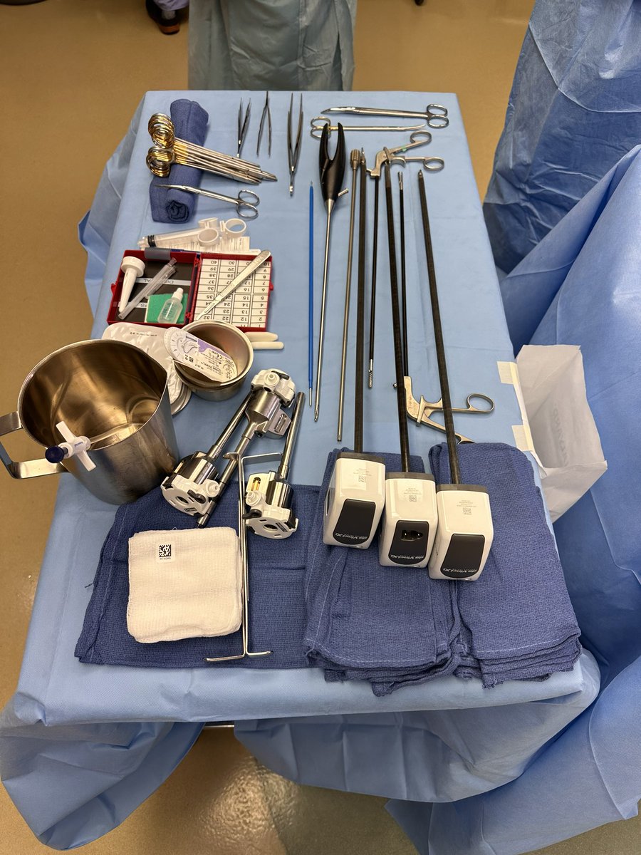 @EricKnauerMD @rocksonl @VNikolian @SAGES_Updates @IHC_hernia @sdavis81 @AnkitPatelMD @Herniadoc This is my eTEP table set up. Definitely could trim this down even more