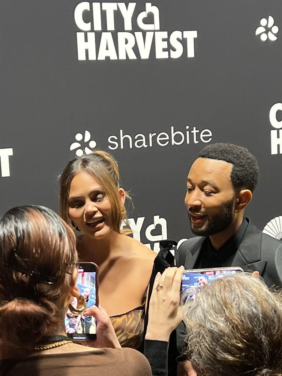 Reporting live from the @CityHarvest gala tonight — it’s an honor to support such an incredible organization. @Sharebite has been a proud partner since Day 1. CC: @johnlegend @chrissyteigen