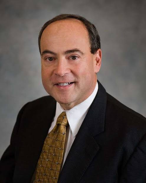 This is Arizona Supreme Court Justice Clint Bolick. As my friend @uNoClimbGorilla pointed out, whenever some legal nastiness occurs in Arizona, Clint is right in the middle of it, including the recent decision on Abortion. Clarence Thomas is Clint's good friend and the