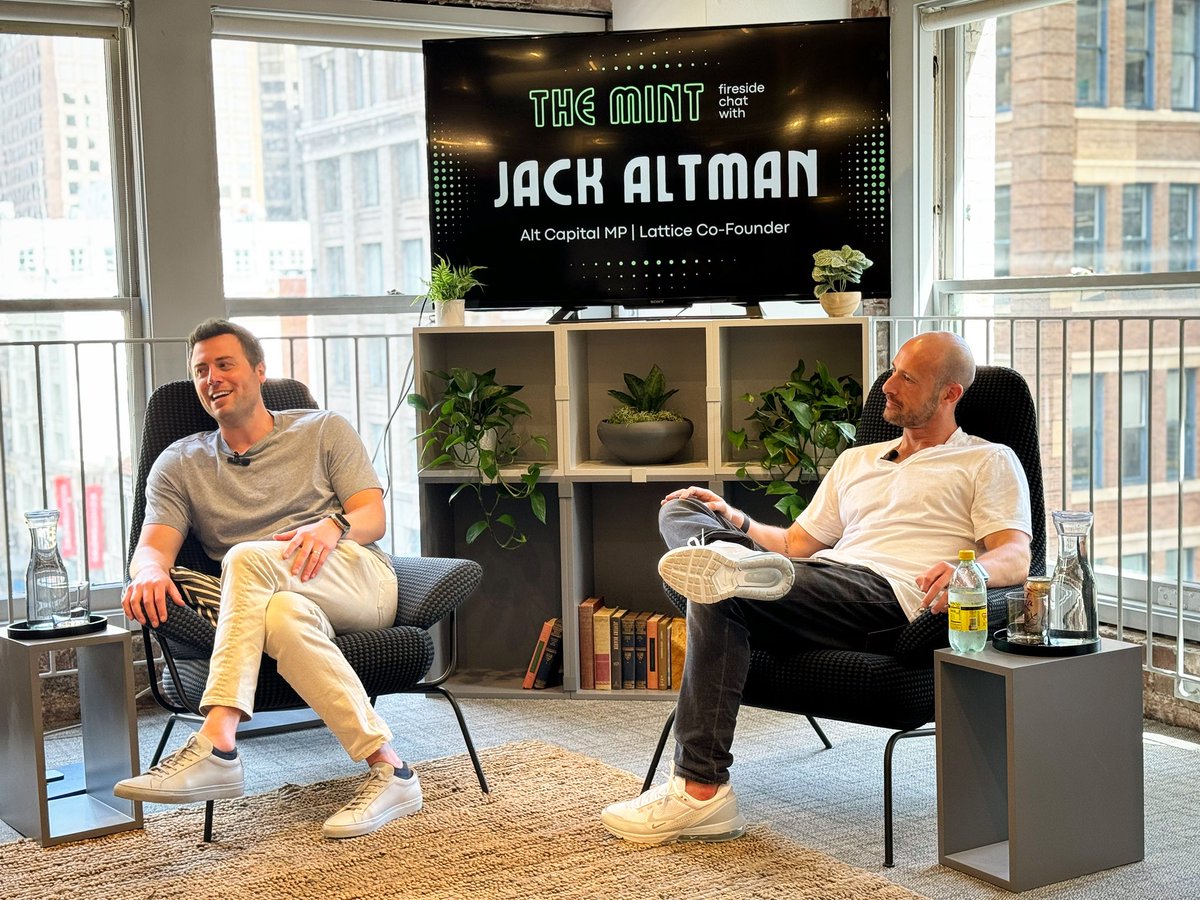 Incredible hearing @jaltma drop early-stage knowledge! with @iamjakestream @btv_vc!