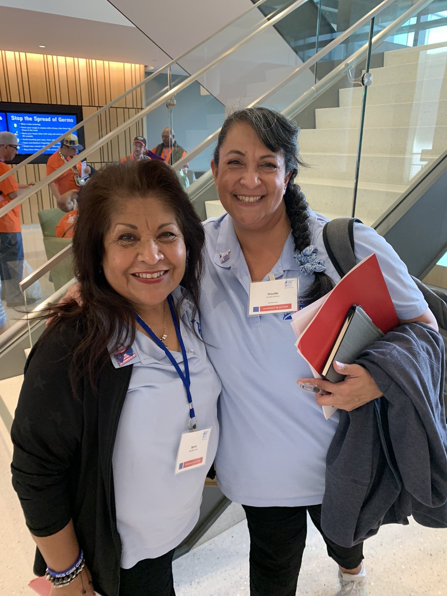ACSCANCA's tweet photo. We’ve wrapped up #CaCancerActionDay but our cancer fighting work does not stop. Send a msg to your lawmaker to urge them to support the fight against cancer! https://t.co/MVbsVXkLfv https://t.co/dnkLHOQb4V