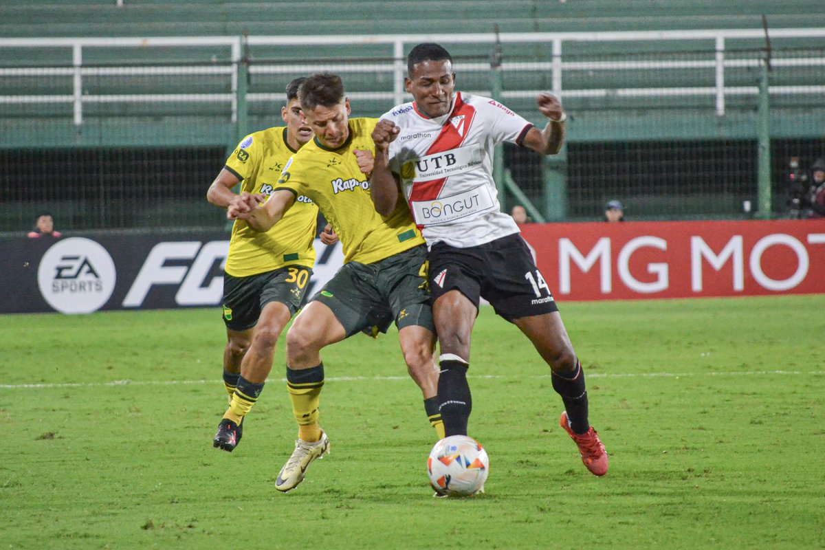 #CONMEBOLSudamericana 2️⃣0️⃣2️⃣4️⃣

⏹️ ¡Final del partido!

⚽ NICOLÁS FERNÁNDEZ 

#DefensayJusticia 1️⃣🆚1️⃣ Always Ready 

#VamosDefe 💚💛💚