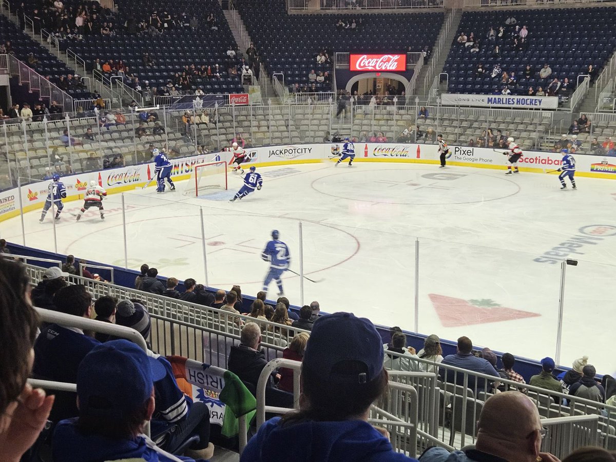 Sports SHSM enjoying the evening @TorontoMarlies game #SportsSHSM #Pathways