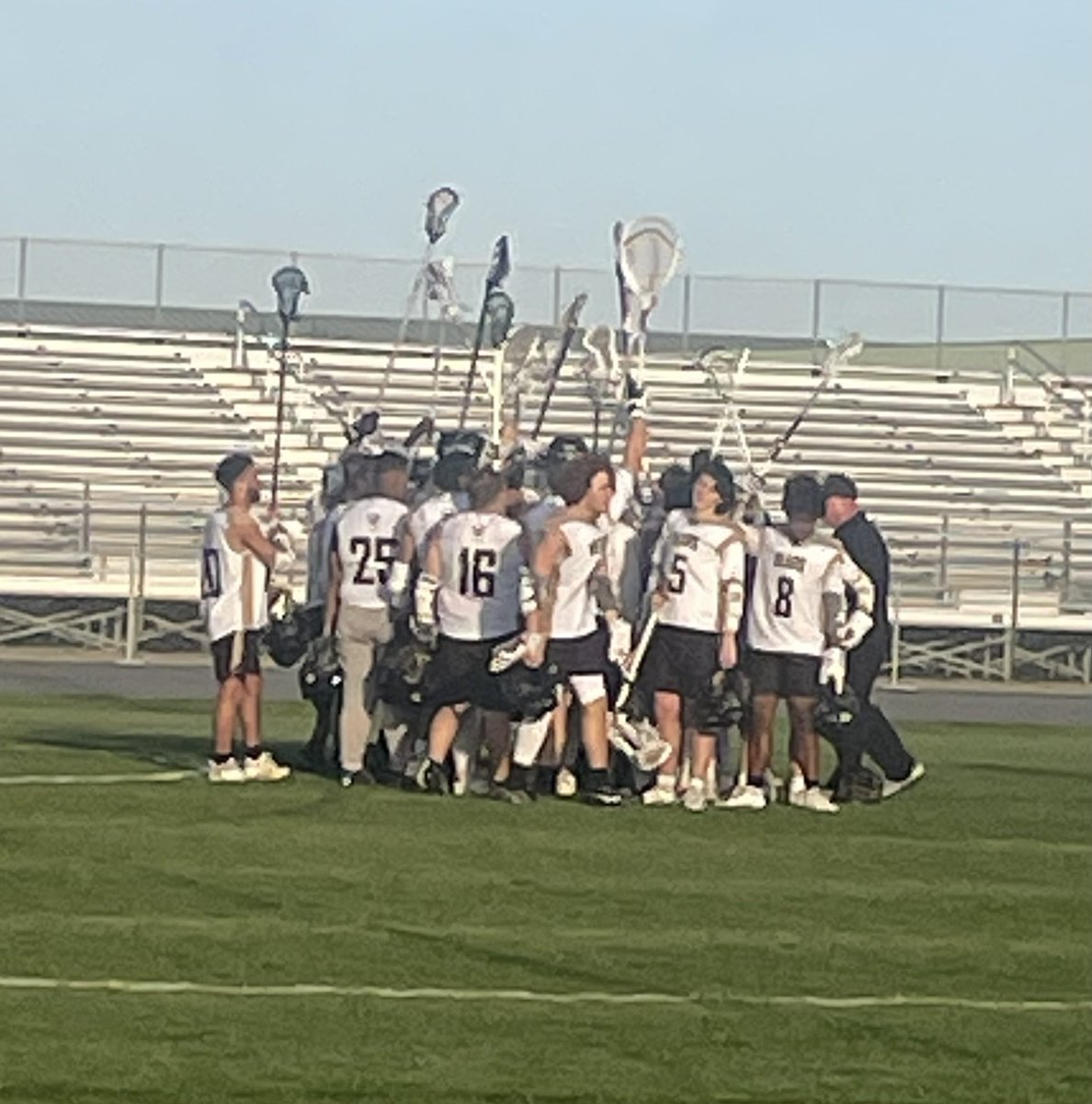 Our Lacrosse Team celebrated their Senior night tonight. They have developed our Lax program to where it is today with the help of our coaches, families, and athletic booster club. It’s TIME CCS to sanction this LAX as a sport. @CumberlandCoSch @BarbourChad @GCAthletics03