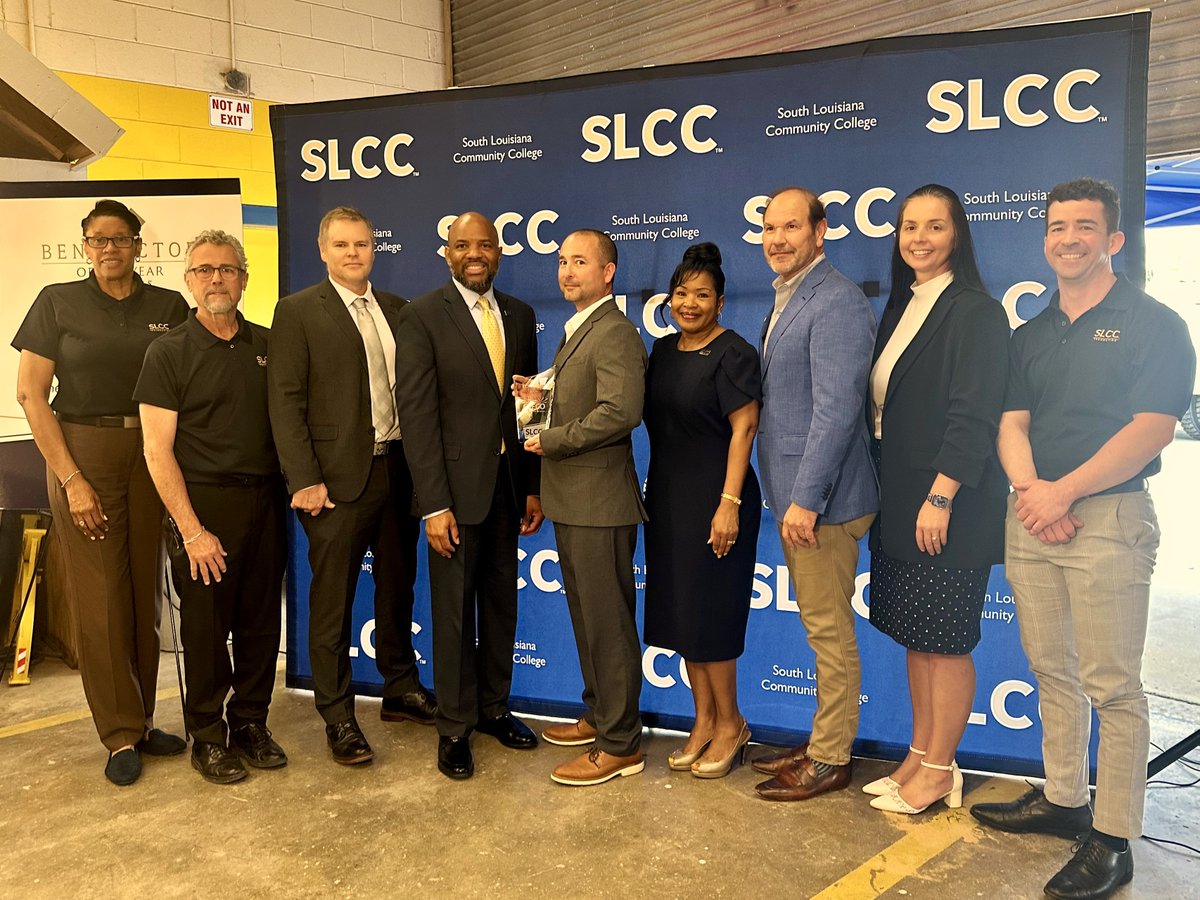 solaccofficial's tweet photo. Congratulations to Cleco for being awarded as the Benefactor of the Year by the SLCC Foundation! Your commitment to supporting education and community progress is truly inspiring.
https://t.co/rxbONnOTxk
#SLCCFoundation #CommunityIsInOurName #SLCCPride https://t.co/i4T7R74BcB
