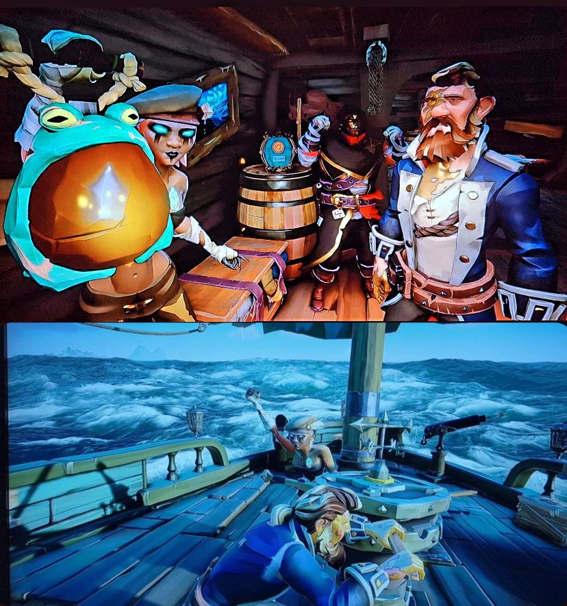 Couple of screenshots from our sail tonight taken by @Dalagonash . @JustJobiwan 🐸 🏮 🏴‍☠️ #SeaOfThieves #sotscreenshot