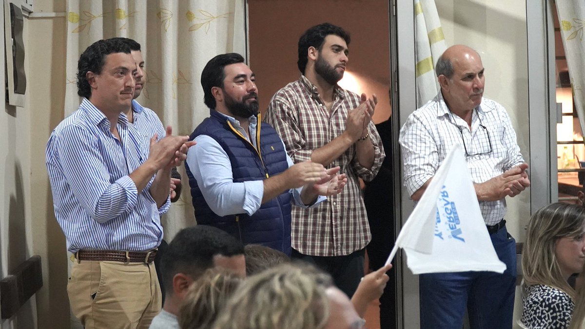 Bienvenido Diego Vergara y su Agrupación a esta corriente departamental que tenemos el gusto de encabezar para generar más futuro para Cerro Largo. Vamos a transitar caminos que nos permitan acercarnos a un departamento cada vez mejor , porque como dice Diego “Juntos se Puede”