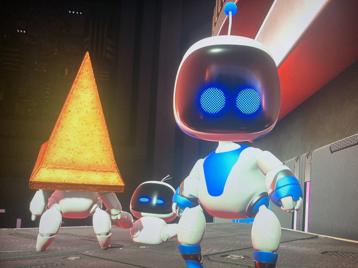 Pyramid Head Astro Bot was my favourite. Followed closely by the Resident Evil Chris and Jill Bots! #PlayStation #ps5 #silenthill