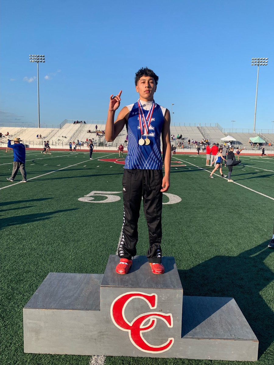 @TimMata3 is moving on to regionals after a record breaking performance in the 100 & 200! #DRACO @LehmanLobosFB