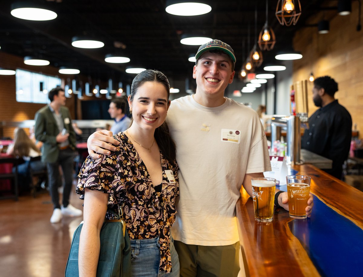 We had a blast in Atlanta! Here are a few snaps from our Young Alumni Happy Hour at Sweetwater Brewing. Guests were treated to a complimentary beer tasting and a tour of the brewing facility! 🍻 To see all the photos from the event visit: gonol.es/Flickr