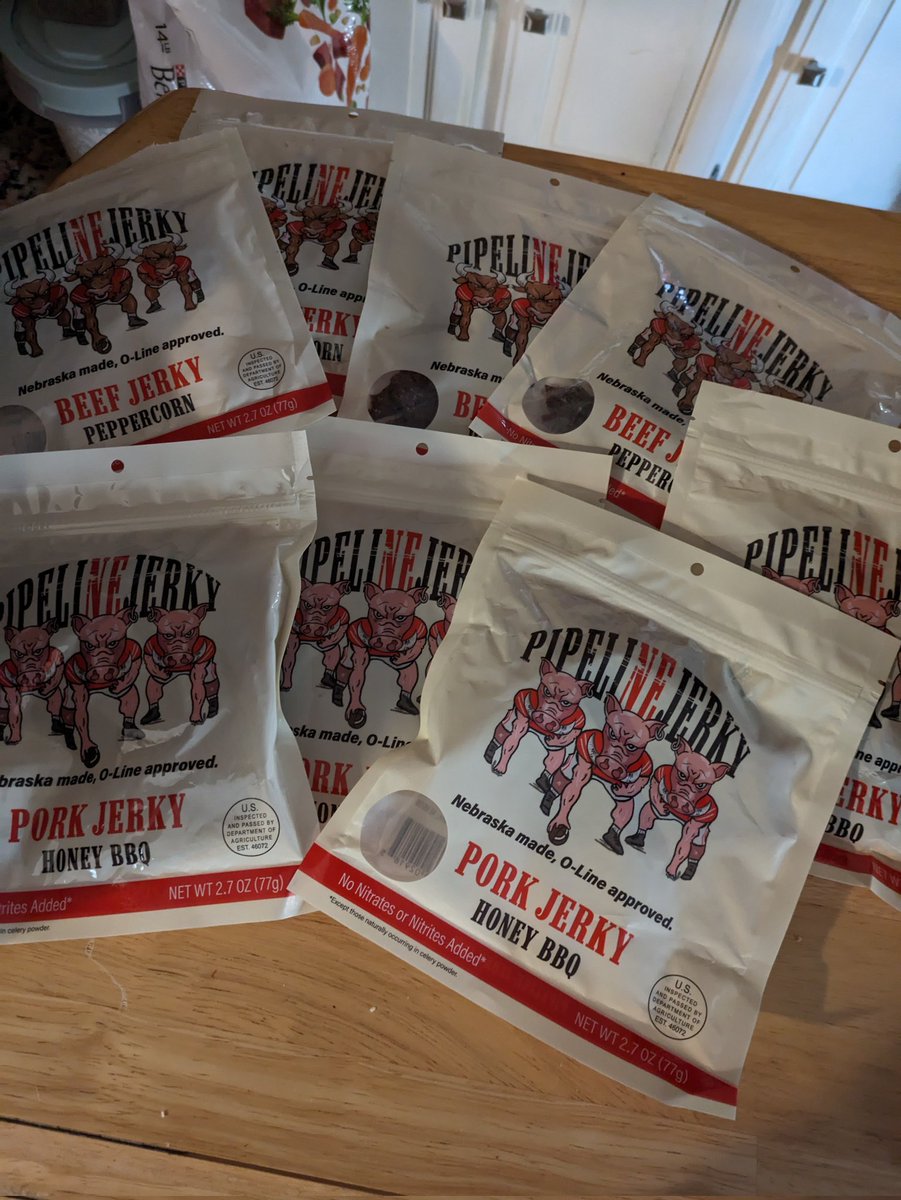 NebraskaFran's tweet image. Happy day! My @PipelineJerky is here!