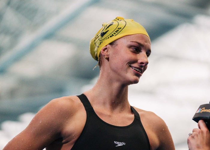 Summer McIntosh Blasts World's Fastest 200 Freestyle at Canadian Open - is.gd/sF8vqt