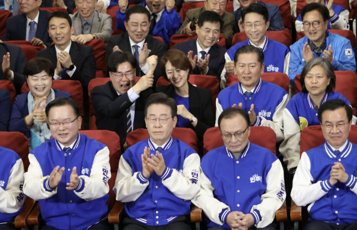 韓国の総選挙は野党「共に民主党」が170議席以上を獲得する事が確実で､尹政権を支える与党「国民の力」は105議席程度の惨敗に｡「尹政権を支えなければならない」と､あらゆる問題で譲歩してきた岸田政権｡「日本がどんなに譲歩しようが選挙で尹政権を勝利に導くような事はない」と予想した通りに｡通…